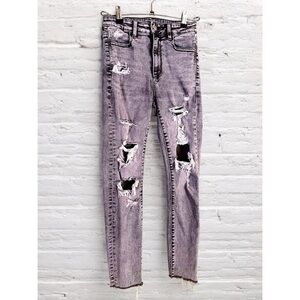 American Eagle Distressed Gray Skinny Jeans